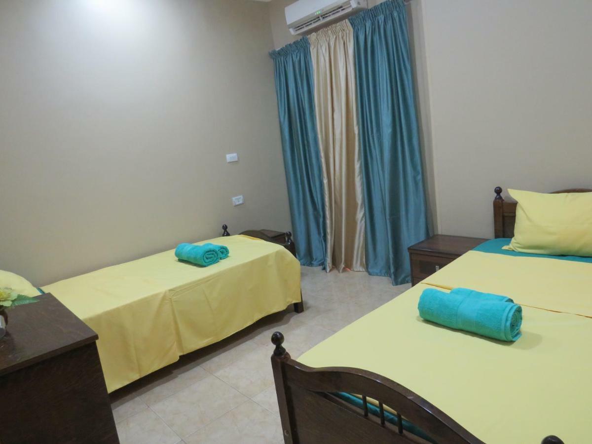 Apartments Ocean Breeze Redsealine Gurdaka Kültér fotó