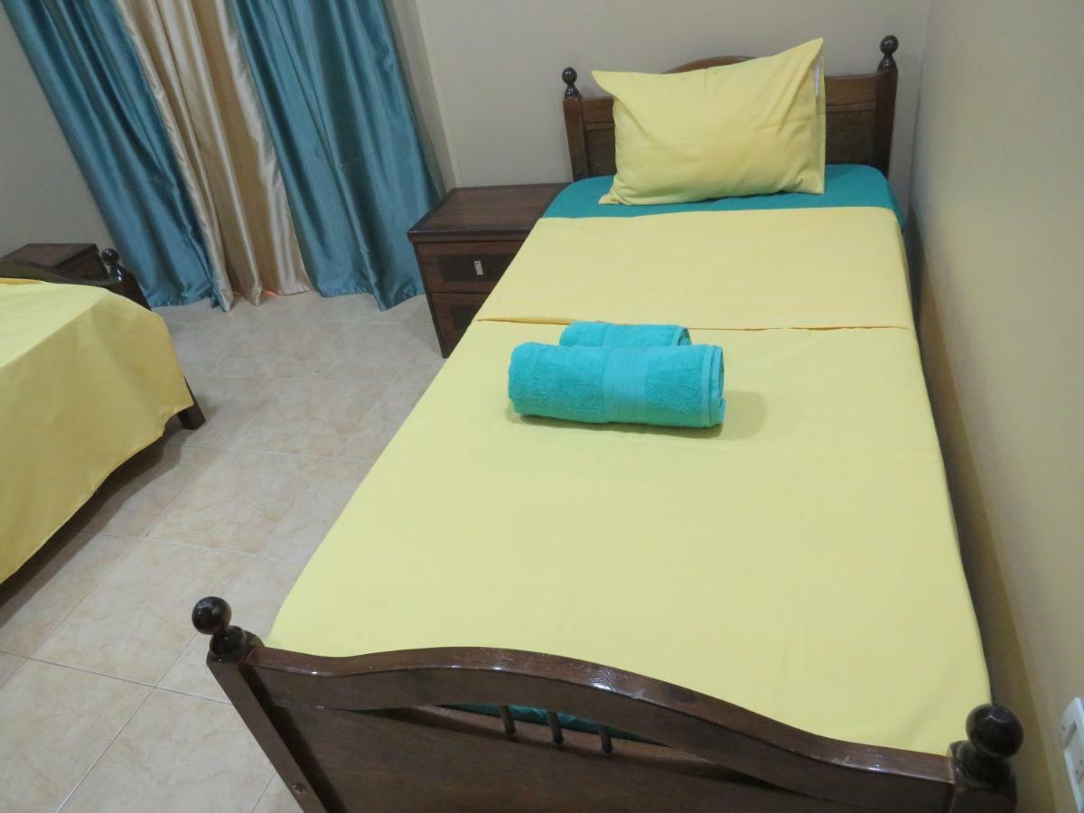 Apartments Ocean Breeze Redsealine Gurdaka Kültér fotó